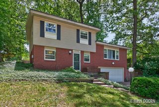 2246 Holliday Drive, Wyoming, MI 49519