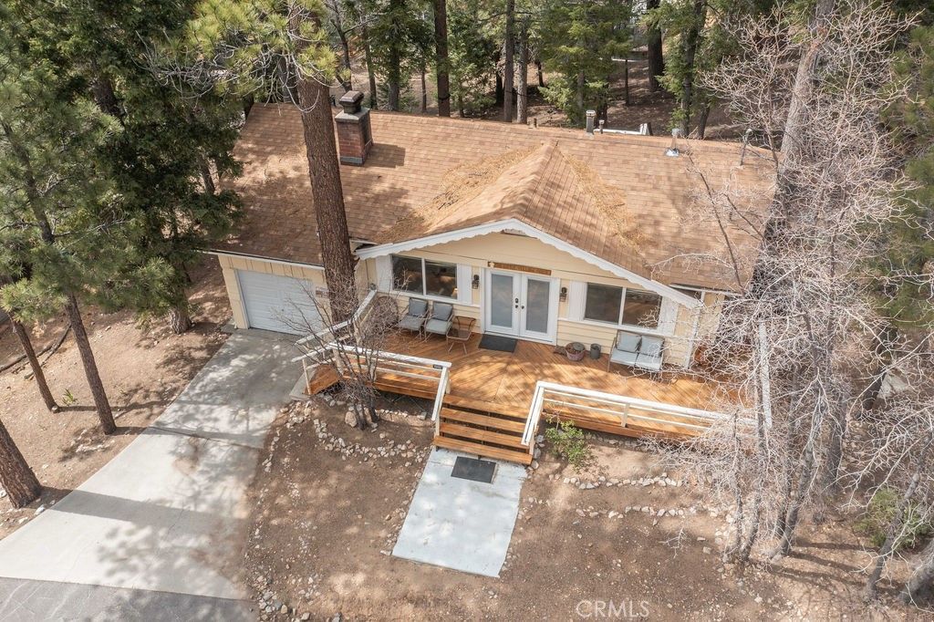 Image 4 of property listing at 43496 Colusa, Big Bear Lake, CA 92315