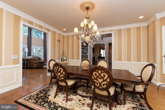 1747 COUNTRY CLUB DR, Cherry Hill, NJ 08003