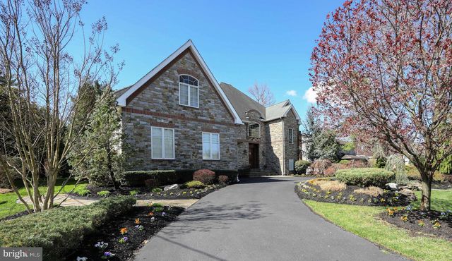 1747 COUNTRY CLUB DR, Cherry Hill, NJ 08003