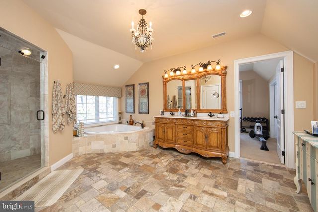 1747 COUNTRY CLUB DR, Cherry Hill, NJ 08003