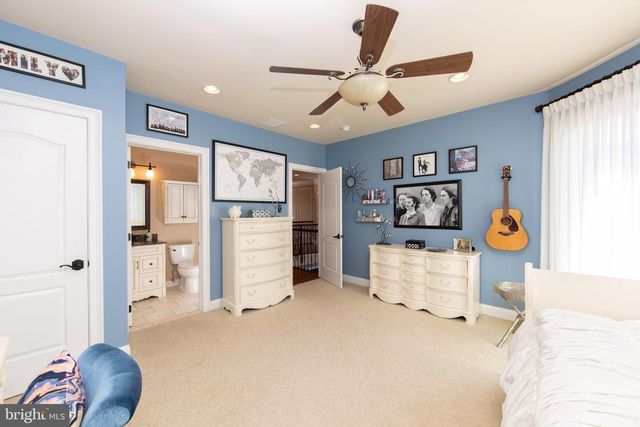 1747 COUNTRY CLUB DR, Cherry Hill, NJ 08003