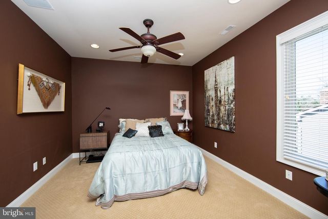 1747 COUNTRY CLUB DR, Cherry Hill, NJ 08003