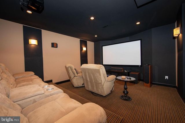 1747 COUNTRY CLUB DR, Cherry Hill, NJ 08003