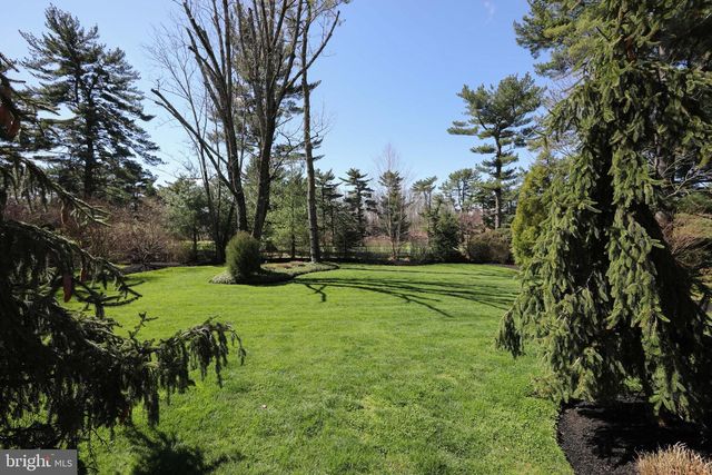 1747 COUNTRY CLUB DR, Cherry Hill, NJ 08003