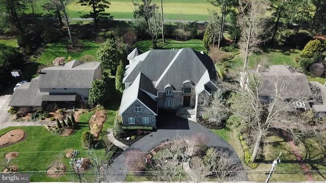 1747 COUNTRY CLUB DR, Cherry Hill, NJ 08003