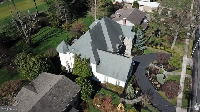 1747 COUNTRY CLUB DR, Cherry Hill, NJ 08003