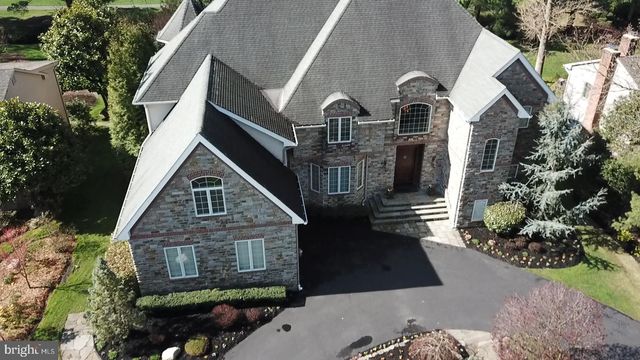 1747 COUNTRY CLUB DR, Cherry Hill, NJ 08003