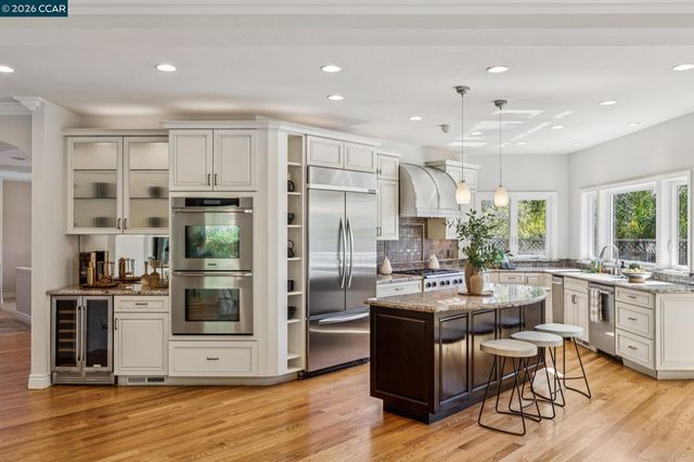 34 Sugarloaf Terrace, Alamo, CA 94507