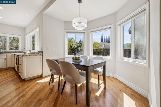 34 Sugarloaf Terrace, Alamo, CA 94507