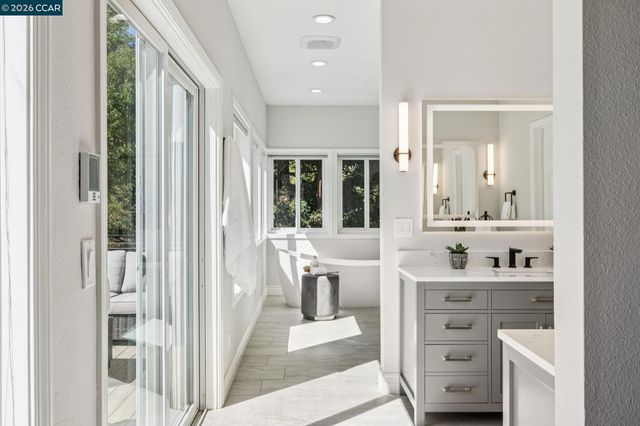 34 Sugarloaf Terrace, Alamo, CA 94507