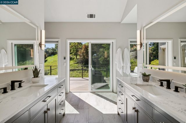 34 Sugarloaf Terrace, Alamo, CA 94507