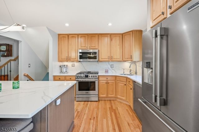 93 David St, South River Boro, NJ 08882