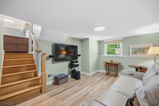 93 David St, South River Boro, NJ 08882