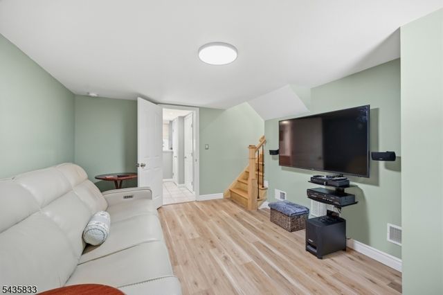 93 David St, South River Boro, NJ 08882