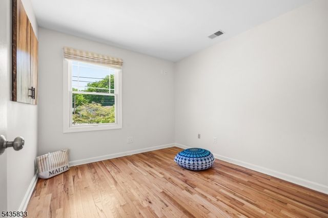 93 David St, South River Boro, NJ 08882