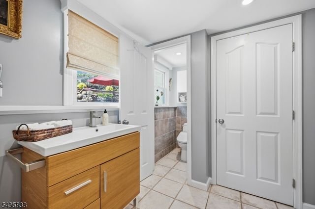 93 David St, South River Boro, NJ 08882
