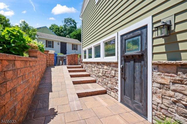 93 David St, South River Boro, NJ 08882
