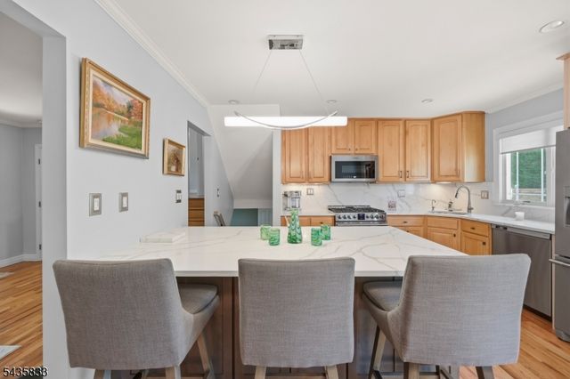 93 David St, South River Boro, NJ 08882