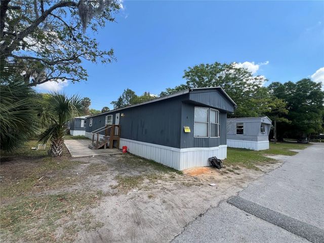 30 WAFFORD STREET, Umatilla, FL 32784