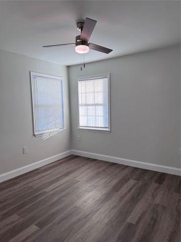 2553 Wicker Avenue, Farmers Branch, TX 75234