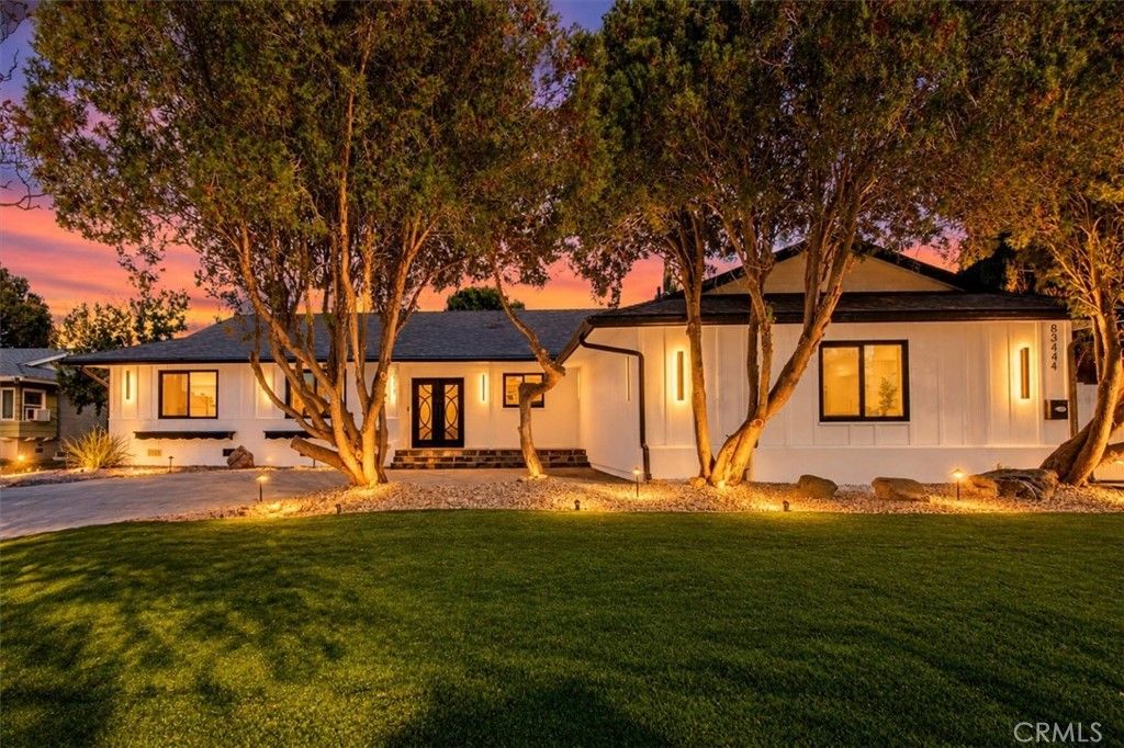 8346 Moorcroft Avenue, West Hills, CA 91304 — exterior