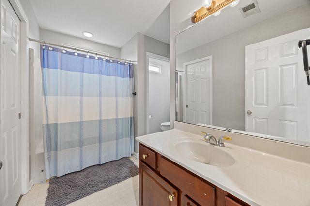 2704 Timber Oaks, Lexington, KY 40511
