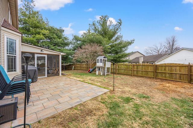 2704 Timber Oaks, Lexington, KY 40511