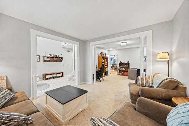 2704 Timber Oaks, Lexington, KY 40511