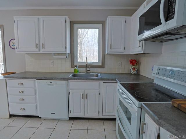 26 Sunrise Heights, Goshen, NY 10924