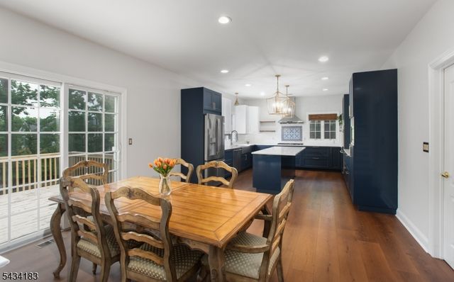 4 Windy Hill Rd, Green Brook Twp., NJ 08812