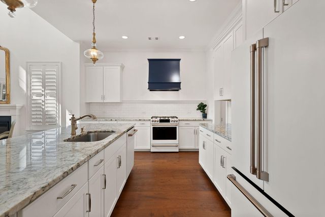 3998 Capensis Lane, Ravenel, SC 29470