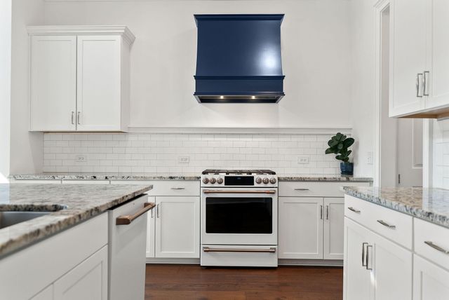 3998 Capensis Lane, Ravenel, SC 29470