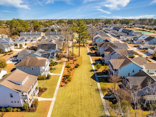 3998 Capensis Lane, Ravenel, SC 29470