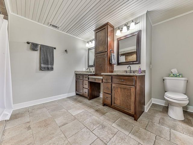 257 Iracille Lane NE, Calhoun, GA 30701
