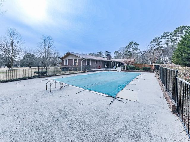 257 Iracille Lane NE, Calhoun, GA 30701