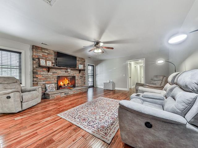 257 Iracille Lane NE, Calhoun, GA 30701