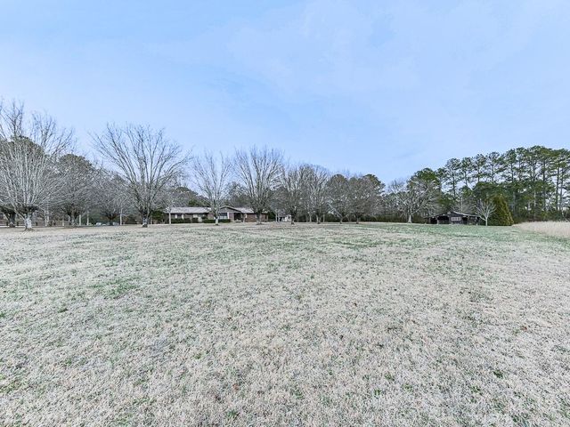 257 Iracille Lane NE, Calhoun, GA 30701