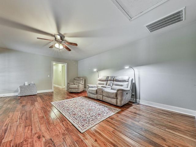 257 Iracille Lane NE, Calhoun, GA 30701