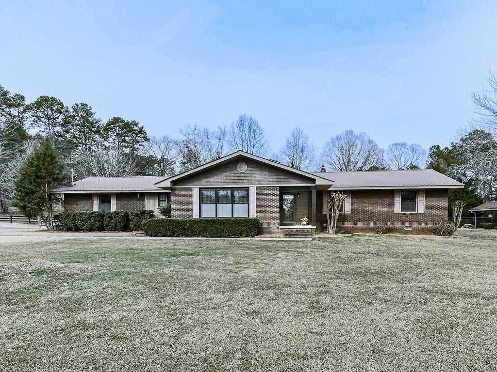 257 Iracille Lane NE, Calhoun, GA 30701