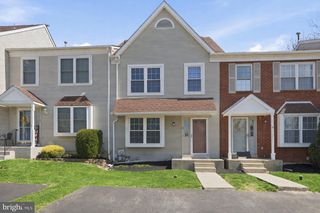 11 VICTORIA DR, Aston, PA 19014