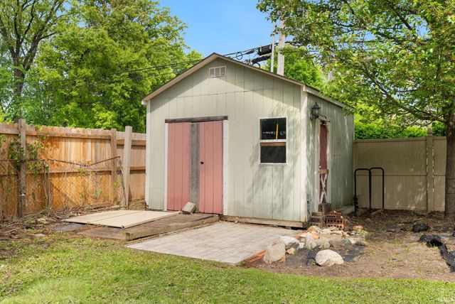 515 Ward Drive, Fort Wayne, IN 46825