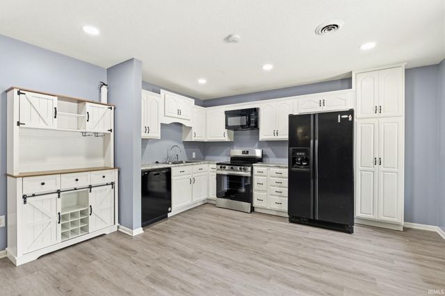 515 Ward Drive, Fort Wayne, IN 46825