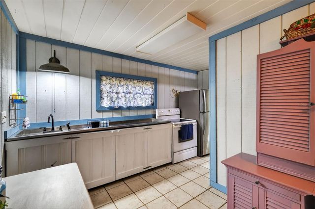 8481 CR 636, Bushnell, FL 33513