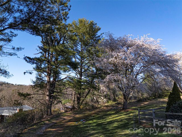 14 Mountain Terrace, Asheville, NC 28806