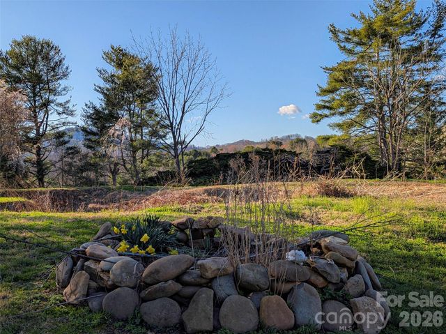 14 Mountain Terrace, Asheville, NC 28806