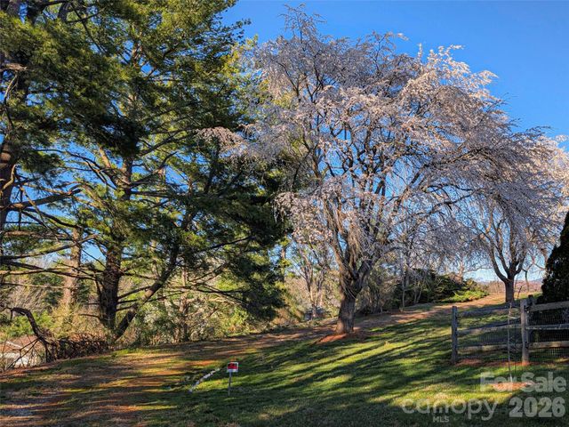 14 Mountain Terrace, Asheville, NC 28806