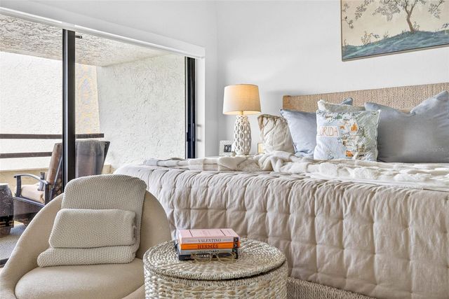 132 1ST STREET E 106, Tierra Verde, FL 33715