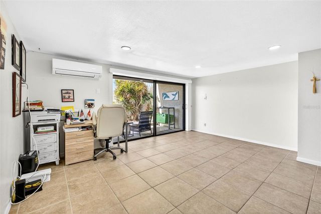 132 1ST STREET E 106, Tierra Verde, FL 33715