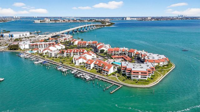 132 1ST STREET E 106, Tierra Verde, FL 33715